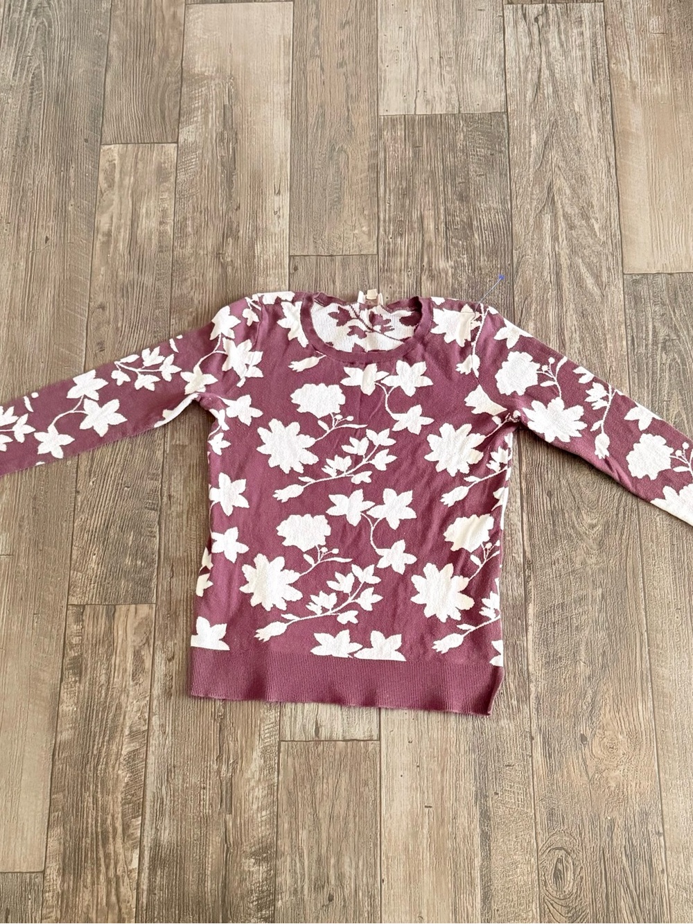 Floral Crewneck Sweater in Mauve and White